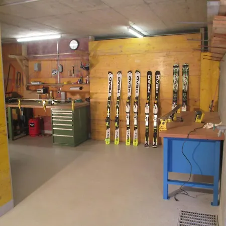 ハウス アバランチ アパート サース フェー